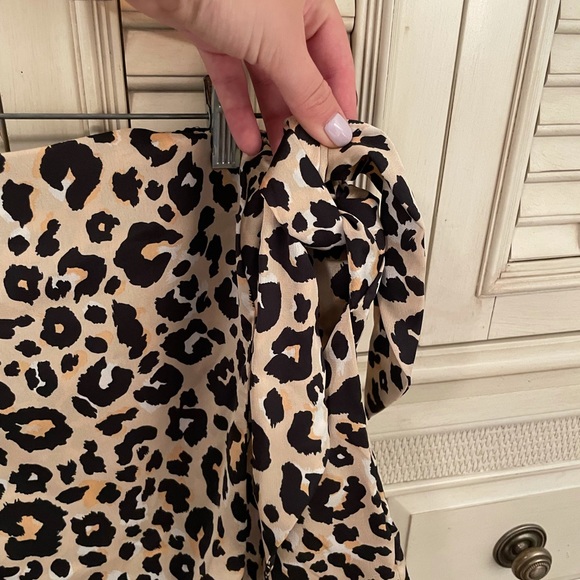 Moon River Cheetah Skirt, NWT, size: large - Picture 2 of 4